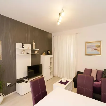 With Terrace And Sea View Appartement Dubrovnik