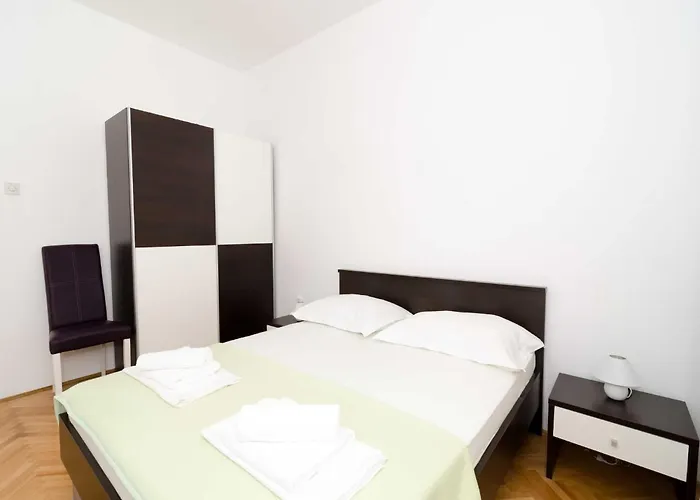 Apartament With Terrace And Sea View